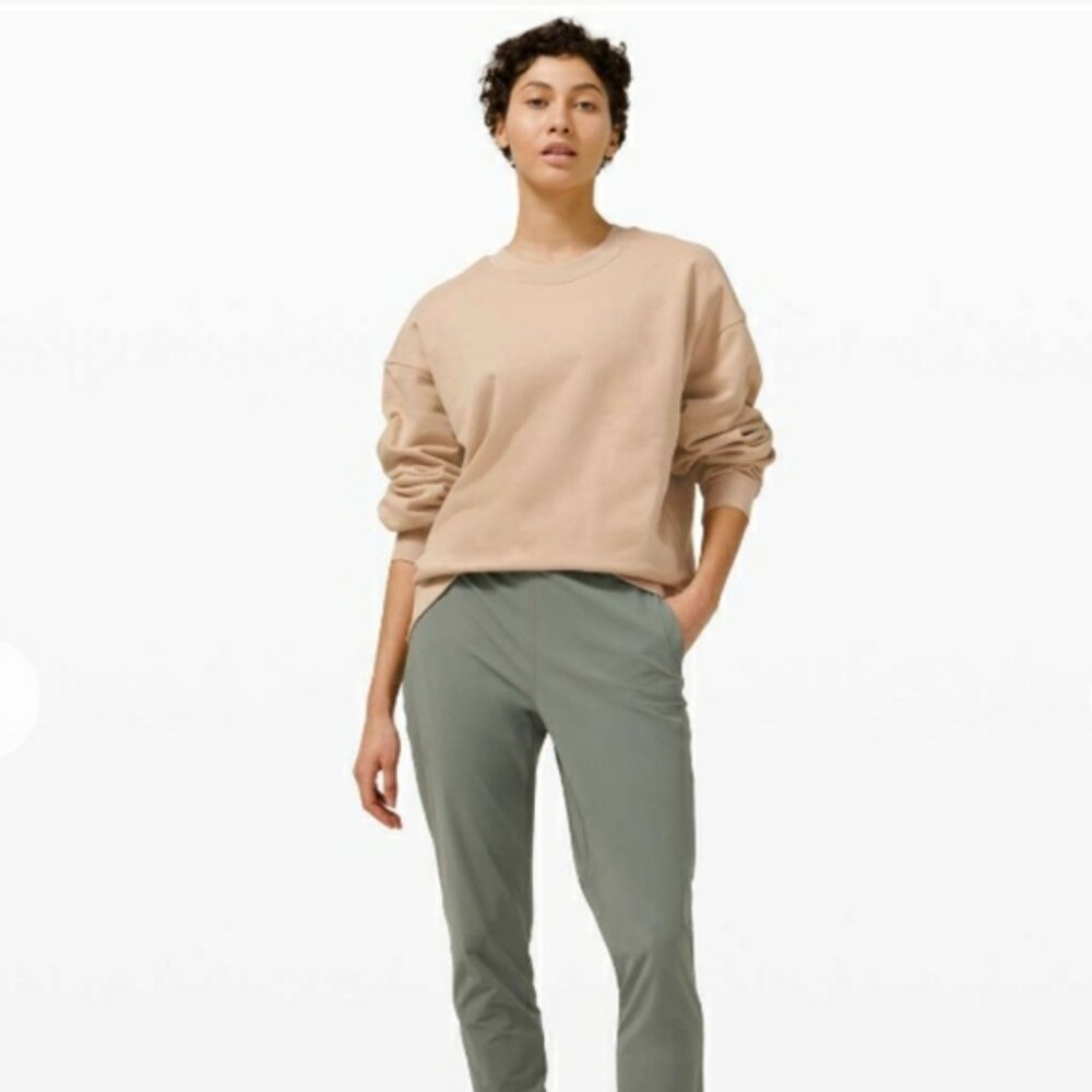 Lululemon Perfectly Oversized Crew Long Sleeve Pullover Sweater Beige Sz M